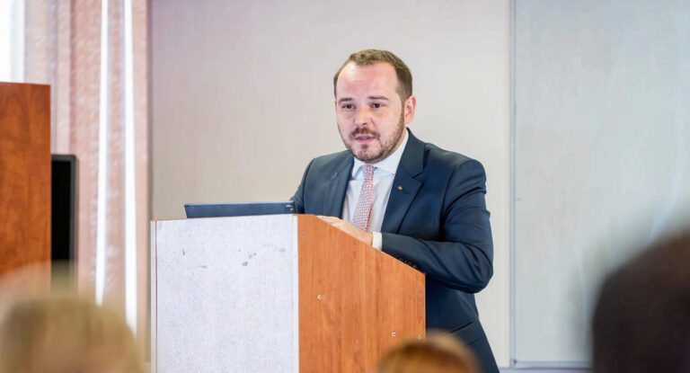Rogobete: Prioritatea la RMN și CT pentru pacienții oncologici
